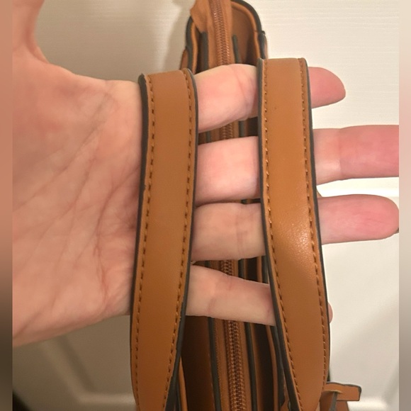 ECOSUSI Tote Bag Convertible Brown Vegan Leather Backpack/Shoulder/Handbag. - Picture 8 of 15